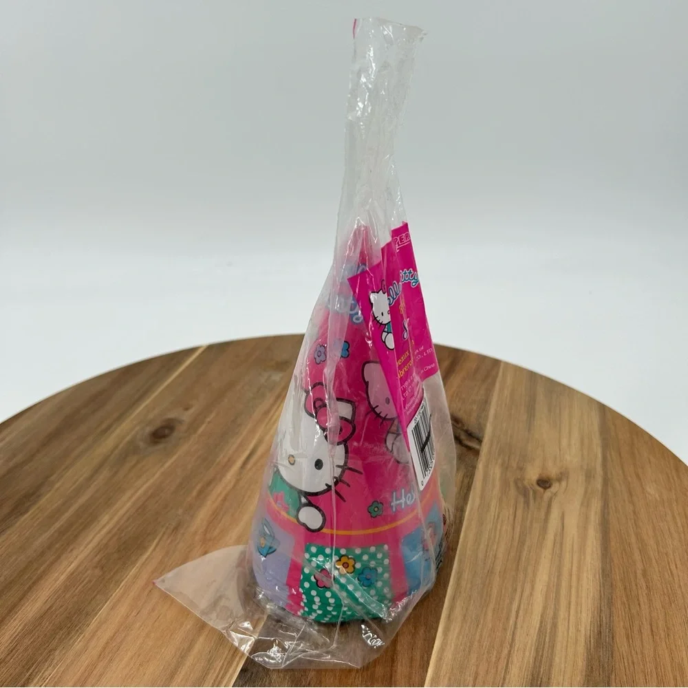 NIP VTG Hello Kitty Sanrio Paper Birthday Party Hats 1999 DEADSTOCK NOS *READ*